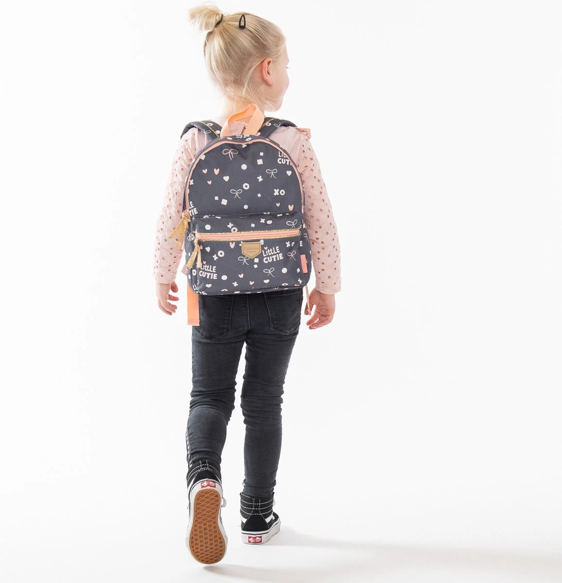 Kidzroom Fearless Grey Kinderrugzak - 6,4 L - Grijs 9 Kidzroom Fearless Grey Kinderrugzak - 6,4 L - Grijs - Image 7