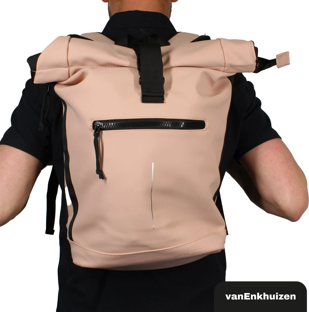 VanEnkhuizen Rolltop Rugzak Met Laptopvak 15,6 Inch - 20 Liter - Waterafstotend En Thermo Materiaal - Roze 6 VanEnkhuizen Rolltop Rugzak Met Laptopvak 15,6 Inch - 20 Liter - Waterafstotend En Thermo Materiaal - Roze - Image 4