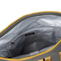 New Rebels® Tim - Rugtas - Geel - Waterafstotend - Roll-top - 15.6151413121087.9 - 30x12x43cm - Rugzak / Backpack -Reisopslag Winkel 1200x1190 5