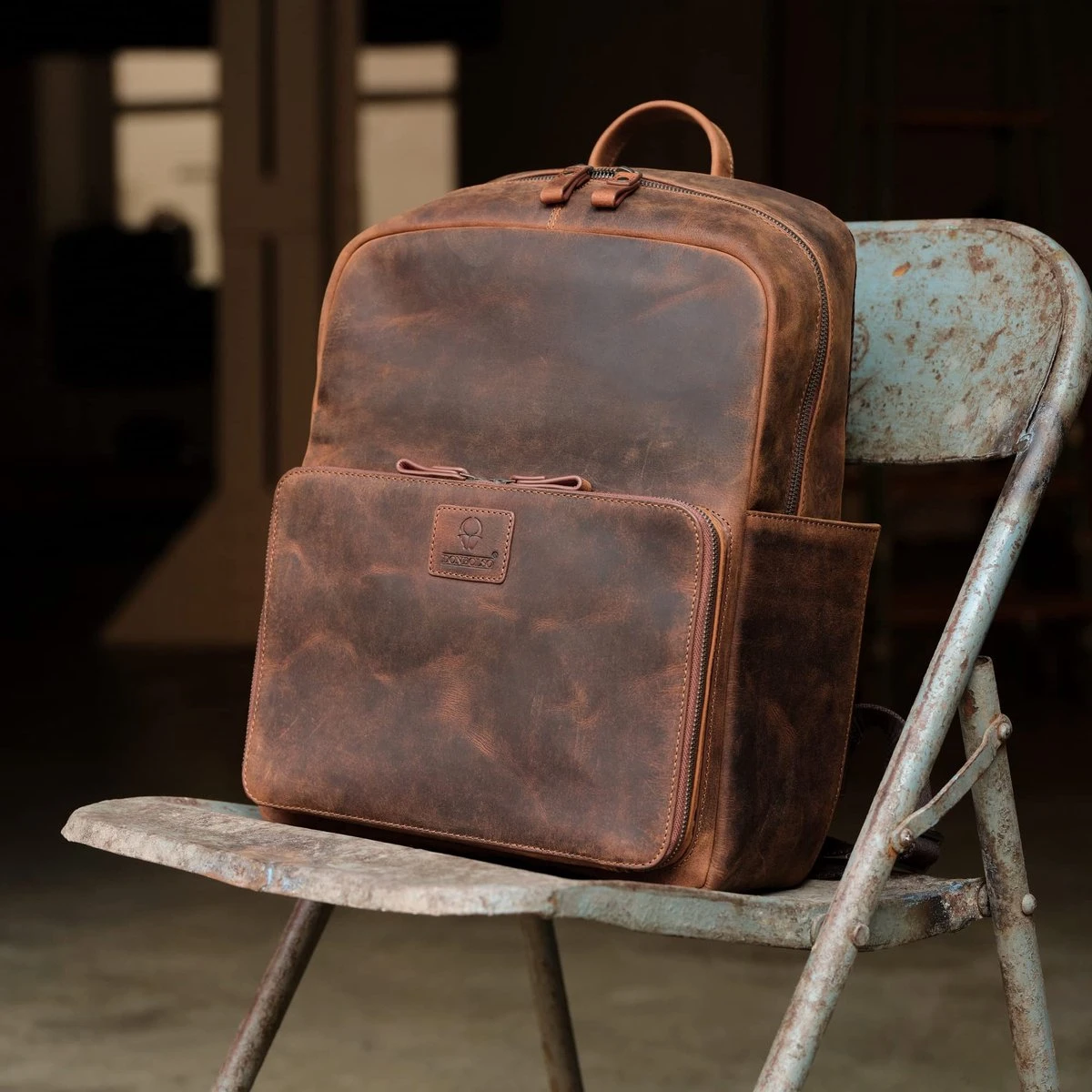 DONBOLSO Rugzak Tokio I Premium Lederen Dagrugzak Voor Mannen En Vrouwen Met Laptopvak I Ideale Lederen Rugzak Voor Op Reis, Kantoor, Universiteit I Handgemaakte Laptoptas I Vintage Bruin 6 DONBOLSO Rugzak Tokio I Premium Lederen Dagrugzak Voor Mannen En Vrouwen Met Laptopvak I Ideale Lederen Rugzak Voor Op Reis, Kantoor, Universiteit I Handgemaakte Laptoptas I Vintage Bruin - Image 4