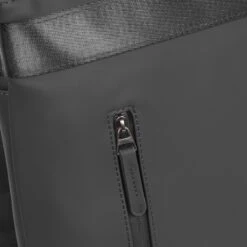 New Rebels® Daley - Rugtas - Zwart - Waterbestendig - 13121087 - 14L - 30x12x38cm - Rugzak / Backpack -Reisopslag Winkel 1200x1200 1233