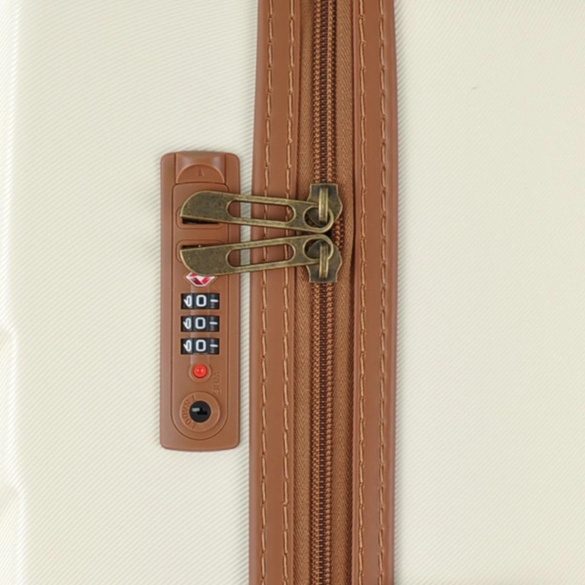 Oistr Florence Spinner L Off White 9 Oistr Florence Spinner L Off White - Image 7