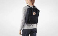 Fjallraven Kanken Rugzak 16 Liter - Peach Pink -Reisopslag Winkel 1200x744 4