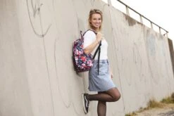 Enrico Benetti Andorra 46145 Laptoprugzak 14" - Roodrose Bloemenprint 13 Enrico Benetti Andorra 46145 Laptoprugzak 14" - Roodrose Bloemenprint -Reisopslag Winkel 1200x800 58