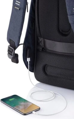 XD Design Bobby Hero XL - Anti-Diefstal Rugzak 21.5 Liter - Navy -Reisopslag Winkel 748x1200 3