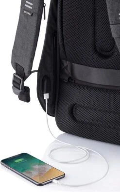 XD Design Bobby Hero Small - Anti-Diefstal Rugzak 11.5 Liter - Zwart -Reisopslag Winkel 748x1200 4