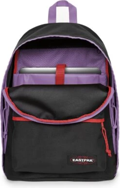 Eastpak OUT OF OFFICE Rugzak, 27 Liter, 13.3 Inch Laptopvak - Kontrast Violet Red -Reisopslag Winkel 763x1200 3