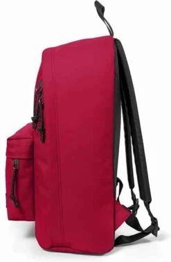 Eastpak OUT OF OFFICE Rugzak, 27 Liter, 13.3 Inch Laptopvak - Sailor Red -Reisopslag Winkel 782x1200 6