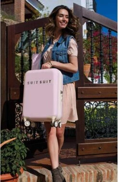 SUITSUIT - Fabulous Fifties - Pink Dust - Handbagage (55 Cm) -Reisopslag Winkel 789x1200 3