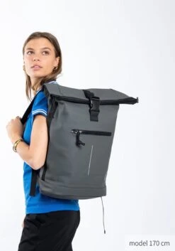 New Rebels® Mart - Rugtas - Grijs - Waterbestendig - Roll-top - 15.6151413121087 - 35x10x46cm - Rugzak / Backpack -Reisopslag Winkel 839x1200 1